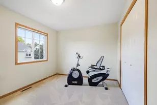 10881 Oak Grv Cir, Woodbury, MN 55129 - Photo 33