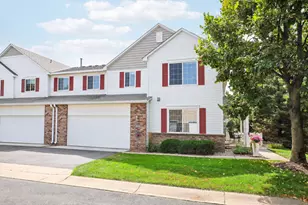 10881 Oak Grv Cir, Woodbury, MN 55129 - Photo 1