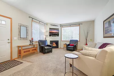 10881 Oak Grove Circle #B, Woodbury, MN 55129 - Photo 5