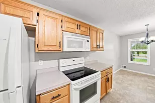833 Winsome Way NW, Isanti, MN 55040 - Photo 9