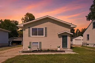 1893 Hwy 96 E, White Bear Lake, MN 55110 - Photo 29