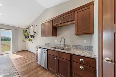 611 Mari Dean Boulevard #6, Lake Crystal, MN 56055 - Photo 35