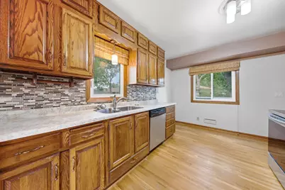 8354 Valentine Terrace, Bloomington, MN 55431 - Photo 3