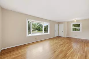 8354 Valentine Terrace, Bloomington, MN 55431 - Photo 5