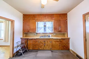 230 3rd St NW, Chisholm, MN 55719 - Photo 7