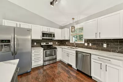 1034 14th Avenue SW, Rochester, MN 55902 - Photo 7