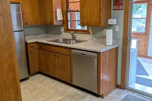 10213 Wentworth Ave S, Bloomington, MN 55420 - Photo 5