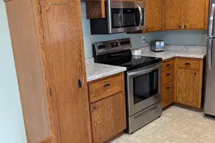 10213 Wentworth Ave S, Bloomington, MN 55420 - Photo 7