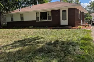 10213 Wentworth Ave S, Bloomington, MN 55420 - Photo 3