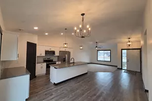 350 Stoneridge Ln NE, Owatonna, MN 55060 - Photo 9