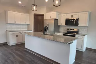 350 Stoneridge Ln NE, Owatonna, MN 55060 - Photo 3