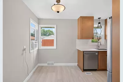 2231 Maryland Avenue E, Saint Paul, MN 55119 - Photo 11