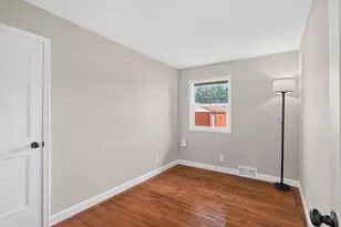 2231 Maryland Ave E, Saint Paul, MN 55119 - Photo 17