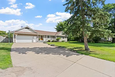 400 Decatur Avenue N, Golden Valley, MN 55427 - Photo 3