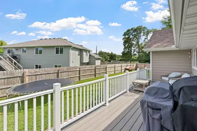 400 Decatur Avenue N, Golden Valley, MN 55427 - Photo 11
