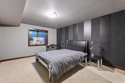 3215 Hazelwood W, Minnetonka, MN 55391 - Photo 5