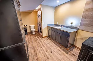 288 E Summit Ave, Ellsworth, WI 54011 - Photo 17