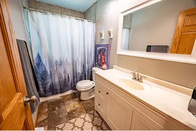 288 E Summit Avenue, Ellsworth, WI 54011 - Photo 11