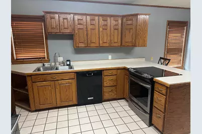 523 Davis Avenue, Westbrook, MN 56183 - Photo 3