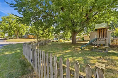 1325 Sumter Avenue N, Golden Valley, MN 55427 - Photo 49