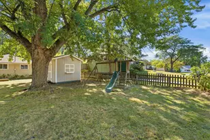 1325 Sumter Ave N, Golden Valley, MN 55427 - Photo 51