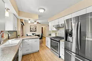 1325 Sumter Ave N, Golden Valley, MN 55427 - Photo 33