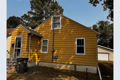 622 9th Street N, Moorhead, MN 56560 - Photo 1