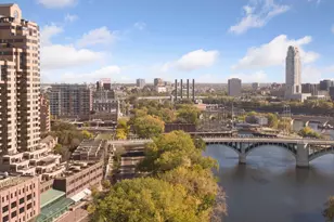 110 Bank St SE, Minneapolis, MN 55414 - Photo 3