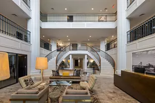110 Bank St SE, Minneapolis, MN 55414 - Photo 99