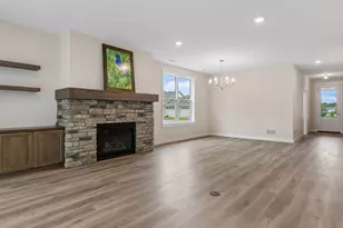 2915 Thompson Dr, River Falls, WI 54022 - Photo 33