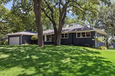 8201 Westwood Hills Curve, Saint Louis Park, MN 55426 - Photo 5