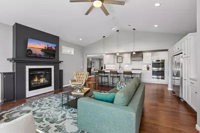 8201 Westwood Hills Curve, Saint Louis Park, MN 55426 - Photo 15