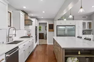 8201 Westwood Hills Curve, Saint Louis Park, MN 55426 - Photo 15