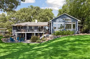 8201 Westwood Hills Curve, Saint Louis Park, MN 55426 - Photo 3