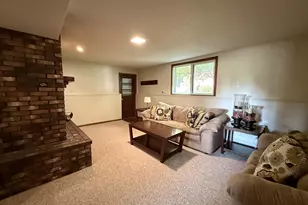 801 Sunrise Blvd, Redwood Falls, MN 56283 - Photo 11