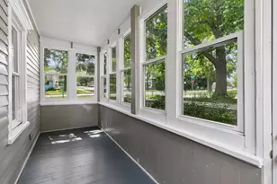 933 Ramsey St, Hastings, MN 55033 - Photo 5