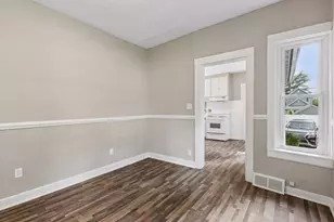 933 Ramsey St, Hastings, MN 55033 - Photo 13