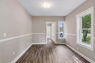 933 Ramsey St, Hastings, MN 55033 - Photo 11