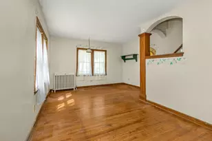 216 E 3rd St, Chaska, MN 55318 - Photo 5