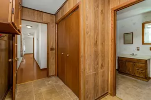 216 E 3rd St, Chaska, MN 55318 - Photo 15