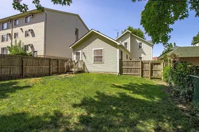 216 E 3rd Street, Chaska, MN 55318 - Photo 39