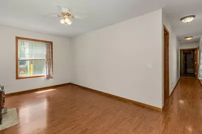 216 E 3rd Street, Chaska, MN 55318 - Photo 19