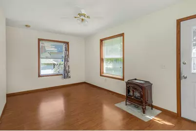 216 E 3rd Street, Chaska, MN 55318 - Photo 21