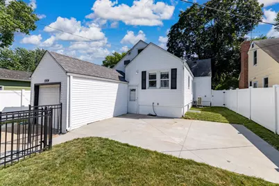 5904 Minnetonka Boulevard, Saint Louis Park, MN 55416 - Photo 27