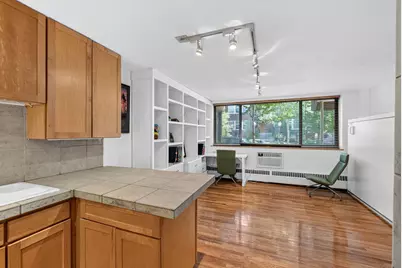 1912 Dupont Avenue S #105, Minneapolis, MN 55403 - Photo 7