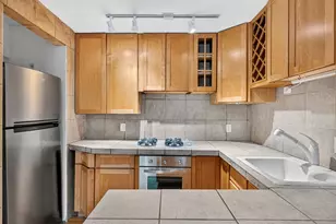 1912 Dupont Ave S, Minneapolis, MN 55403 - Photo 5