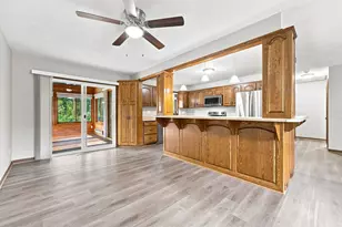 1213 W 158th St, Burnsville, MN 55306 - Photo 9