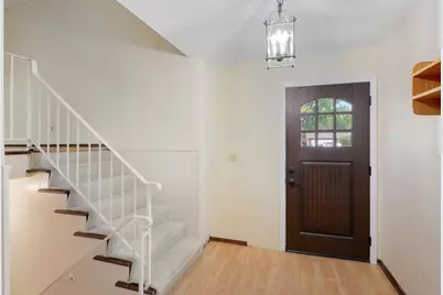 5616 Perry Avenue N, Crystal, MN 55429 - Photo 3