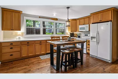 21175 Minnetonka Boulevard, Shorewood, MN 55331 - Photo 5