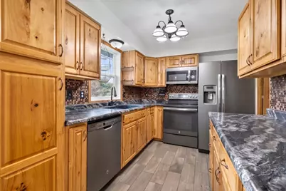 515 SW 9th Street SW, Braham, MN 55006 - Photo 9